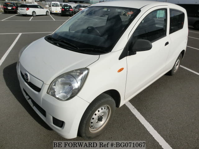 Daihatsu mira 2010
