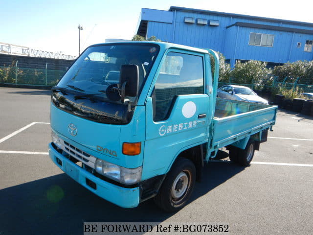 TOYOTA Dyna Truck