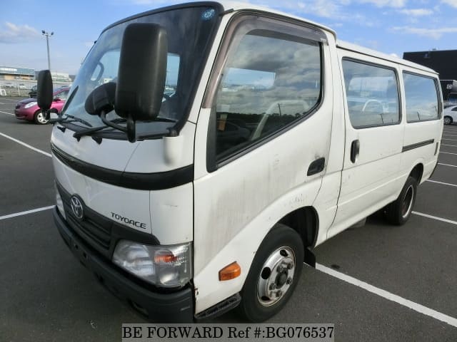 TOYOTA Toyoace Route Van