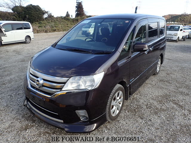 Nissan serena 2012