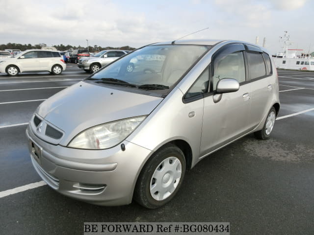 Mitsubishi colt 2003 года