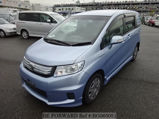 Honda freed spike 2011