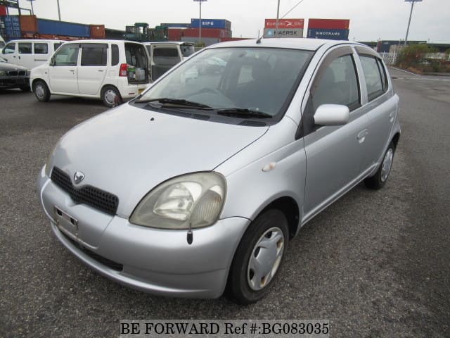 TOYOTA Vitz