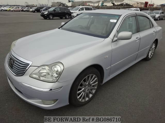Toyota crown majesta 2004
