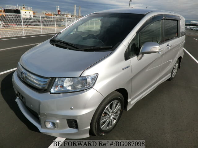 Honda freed spike hybrid