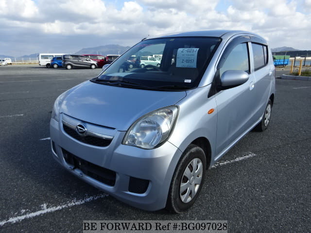 Daihatsu mira 2010