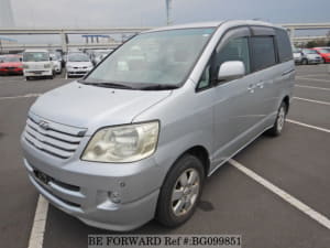 Used 2004 TOYOTA NOAH BG099851 for Sale