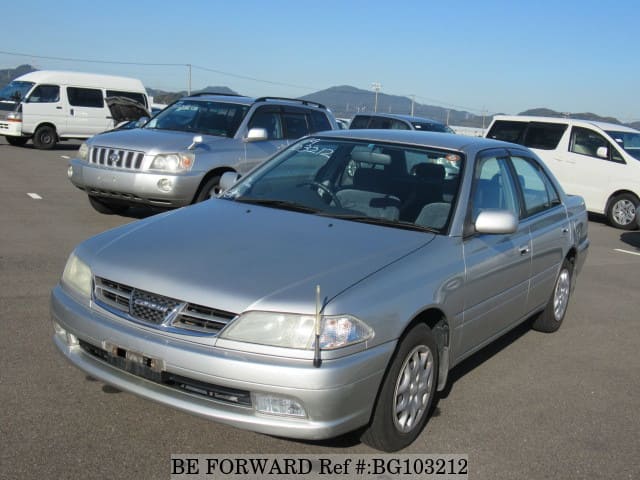 TOYOTA Carina