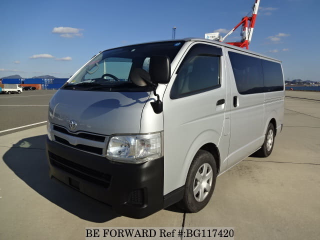 TOYOTA Hiace Van