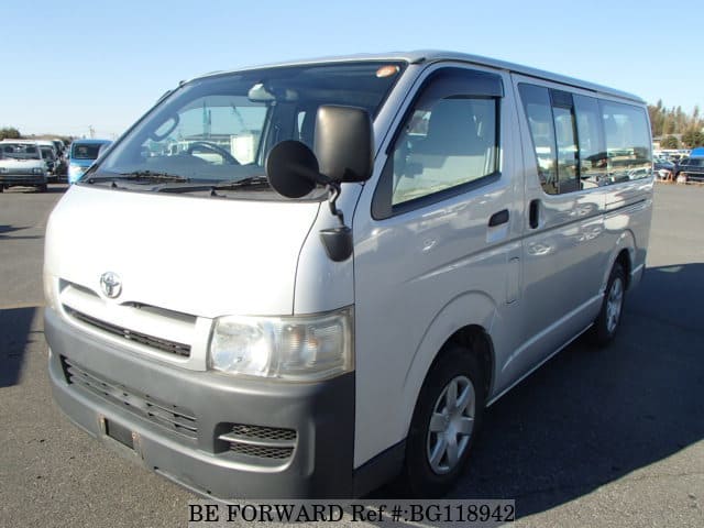 TOYOTA Hiace Van