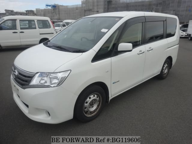 Nissan serena 2012