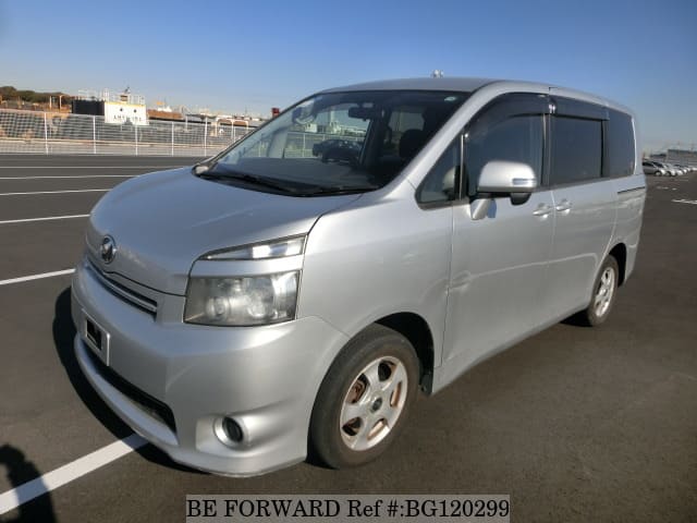 Toyota voxy 2009