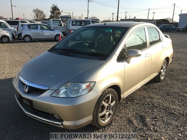 HONDA Fit Aria