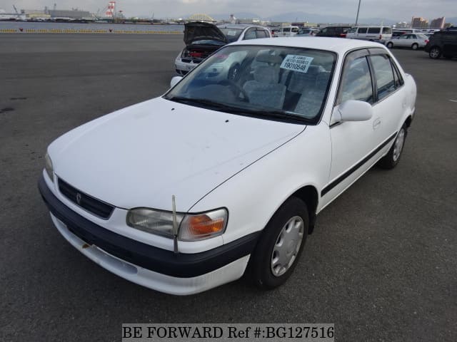 TOYOTA Corolla Sedan