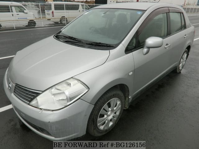 NISSAN Tiida Latio