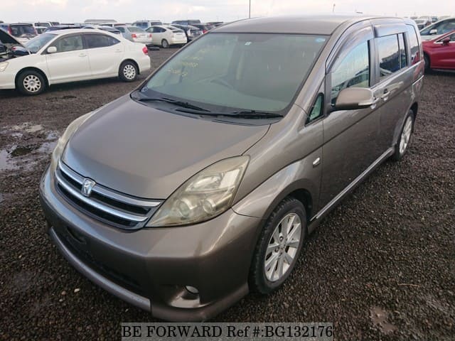 Toyota isis 2008