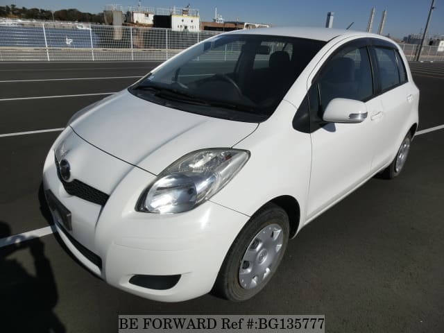 TOYOTA Vitz