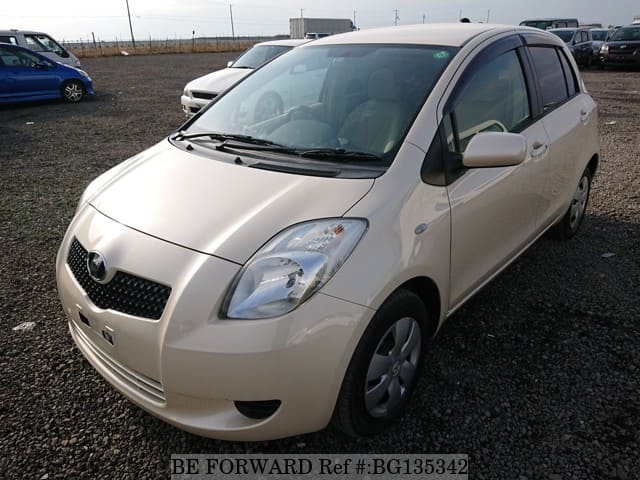 TOYOTA Vitz