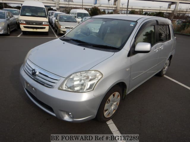 Toyota raum 2008