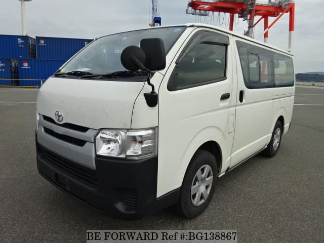 Toyota hiace kdh206v