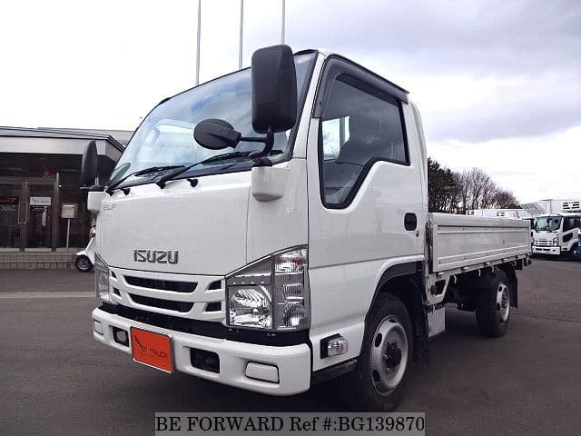 Isuzu elf truck