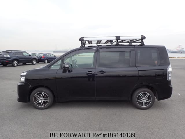 Toyota voxy roof rack hotsell