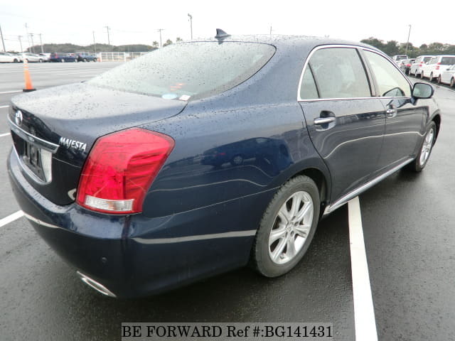 Toyota majesta urs206