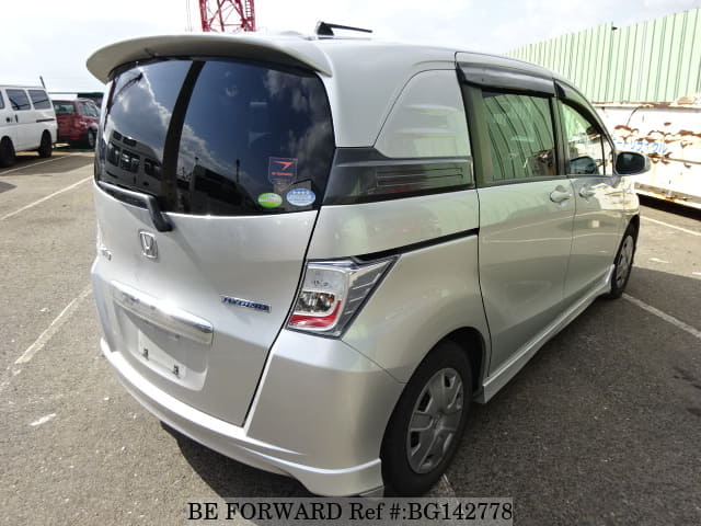 Honda freed spike 2012