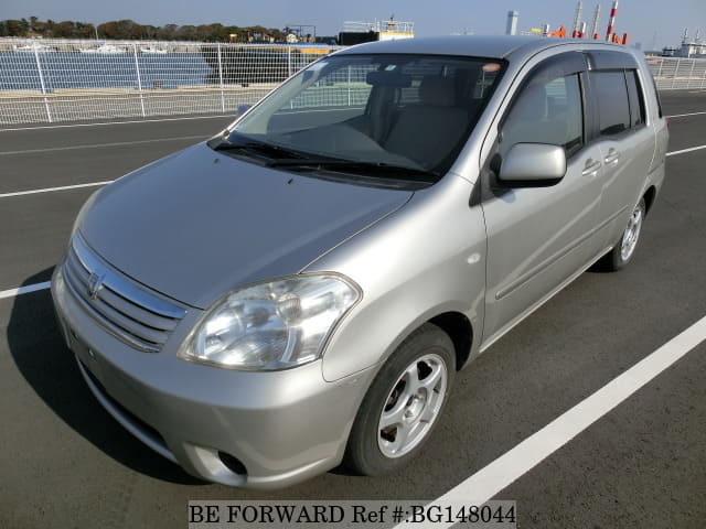 Toyota raum 2006
