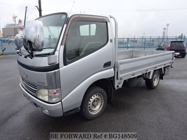 TOYOTA Dyna Truck