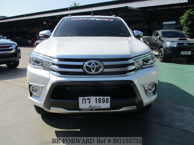 TOYOTA Hilux