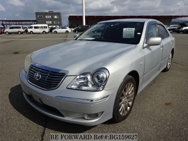 Toyota crown majesta 2004