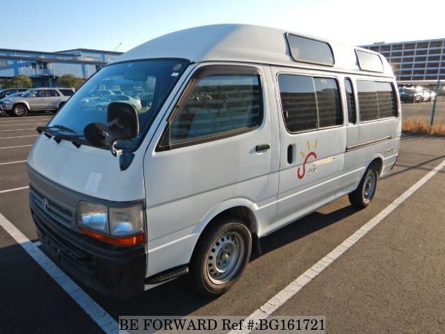 TOYOTA Hiace Commuter