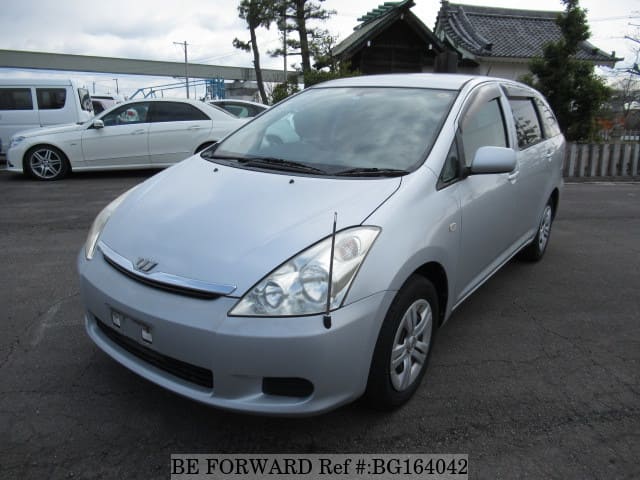 TOYOTA Wish