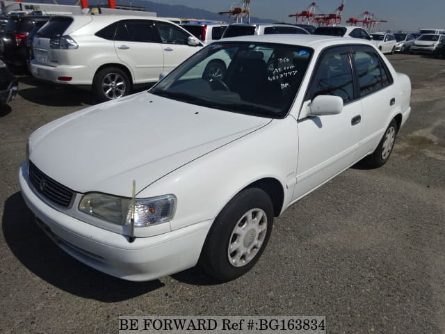 TOYOTA Corolla Sedan