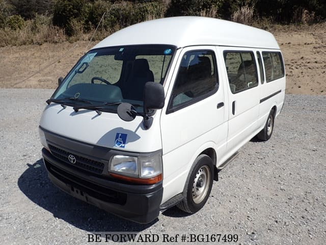 TOYOTA Hiace Commuter