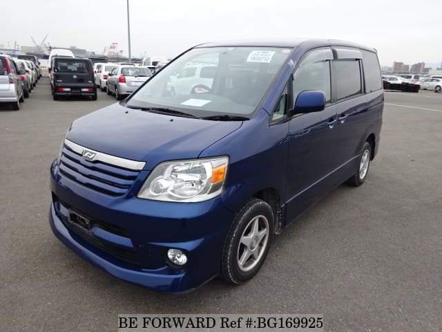 Used 2002 TOYOTA NOAH S G SELECTION/TA-AZR65G for Sale BG169925