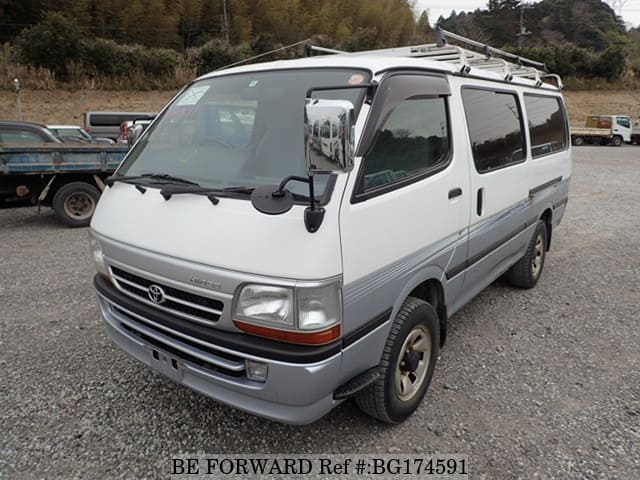 TOYOTA Hiace Van