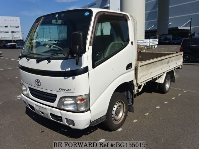 TOYOTA Dyna Truck