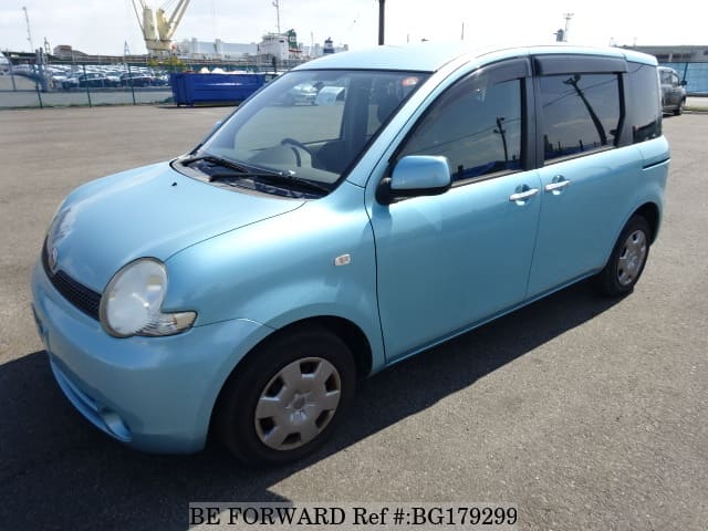 TOYOTA Sienta