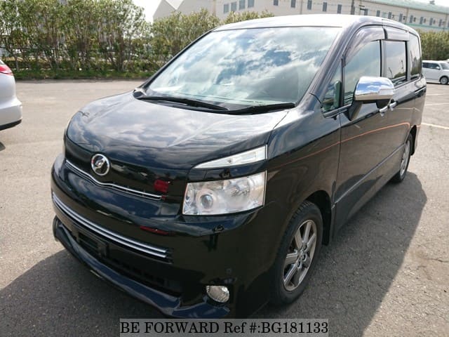 Toyota voxy 2009