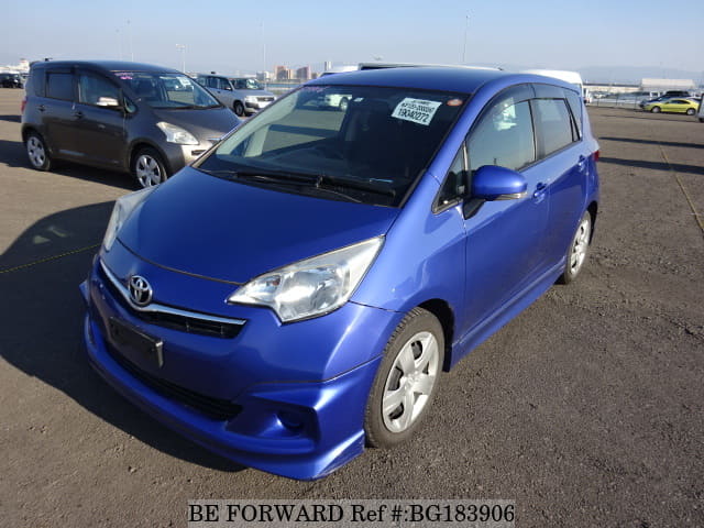 Toyota ractis 2010 года