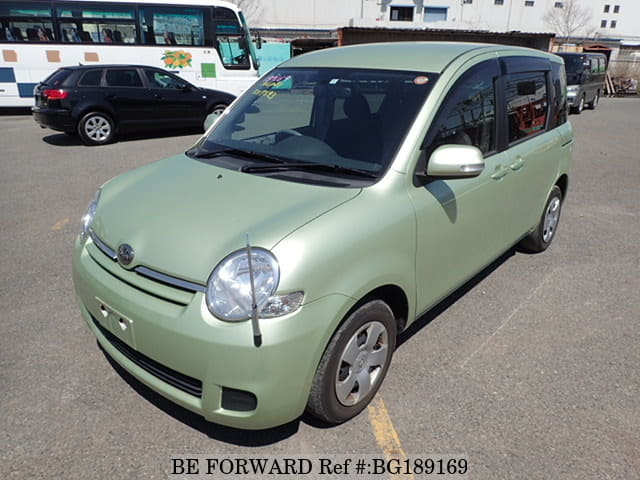 Toyota sienta x