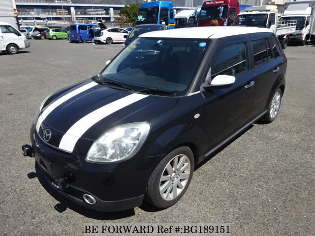 Mazda verisa 2005