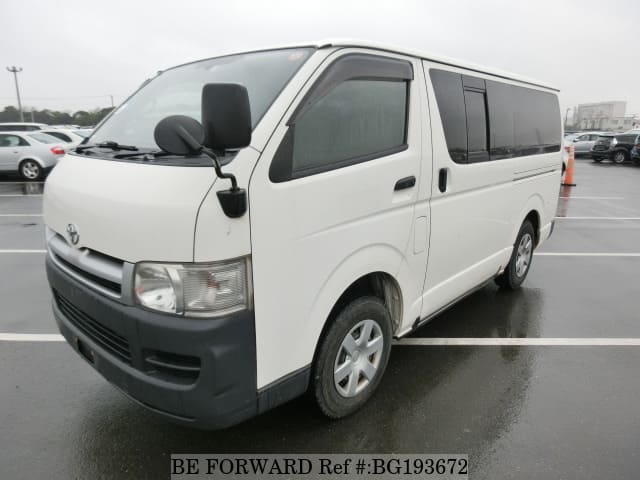 TOYOTA Hiace Van