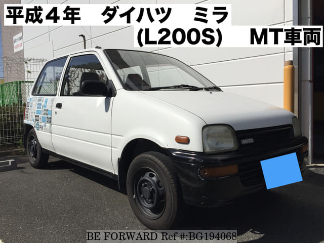 DAIHATSU Mira