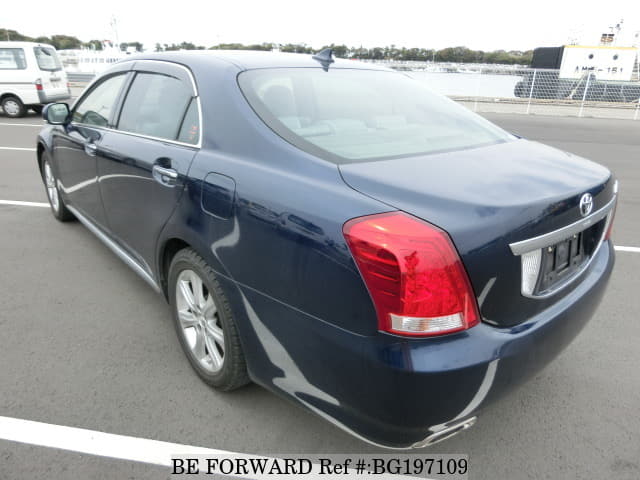 Toyota majesta urs206