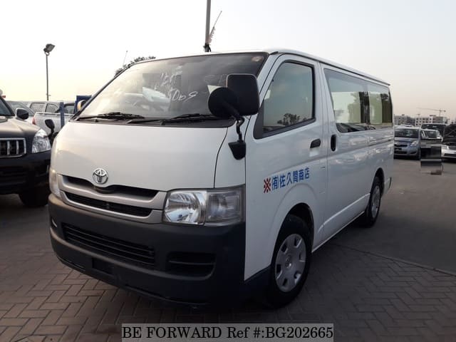 toyota hiace 2009 price
