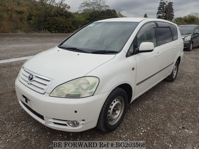 Toyota ipsum 2002 год