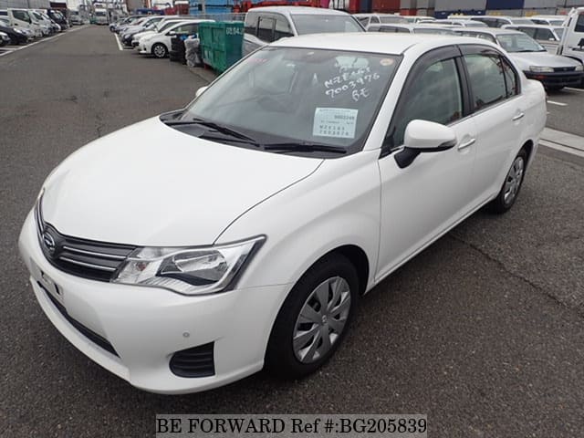Toyota corolla axio 2012